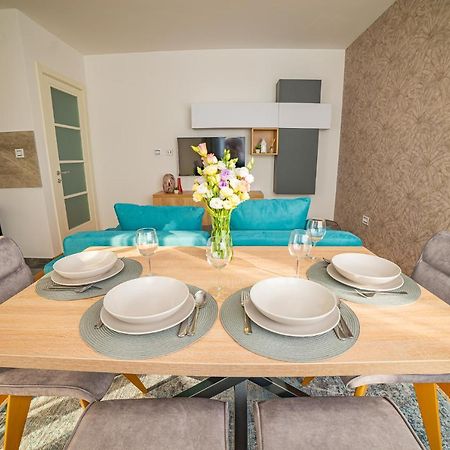 Zoe Apartment Нови-Сад Экстерьер фото