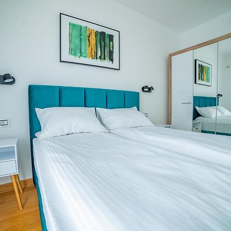 Zoe Apartment Нови-Сад Экстерьер фото