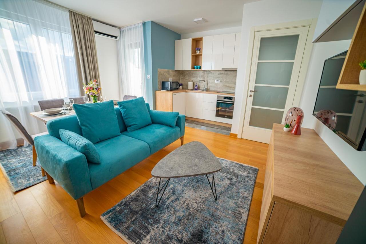 Zoe Apartment Нови-Сад Экстерьер фото