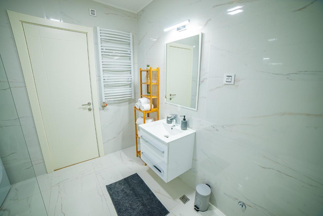 Zoe Apartment Нови-Сад Экстерьер фото